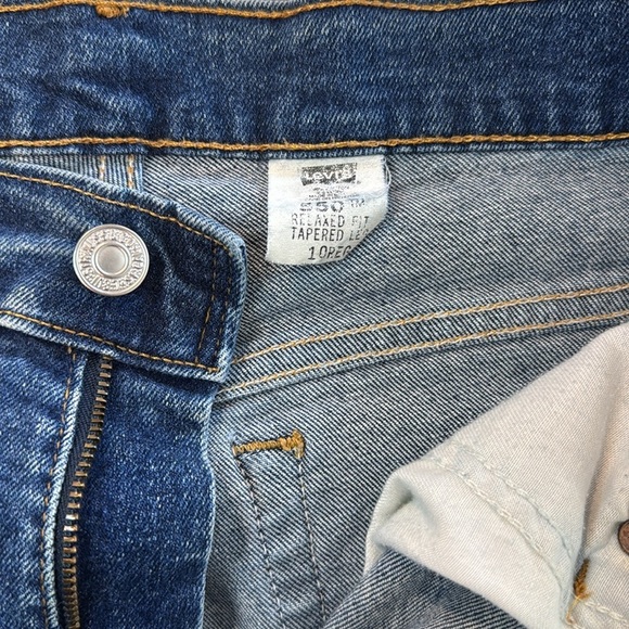Vintage ‘00s Women’s Levi’s 550 - High Rise Relaxed Taper - Picture 8 of 8